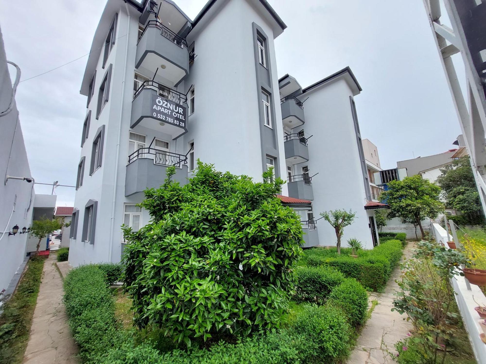 Oeznur Apart Otel Side Esterno foto