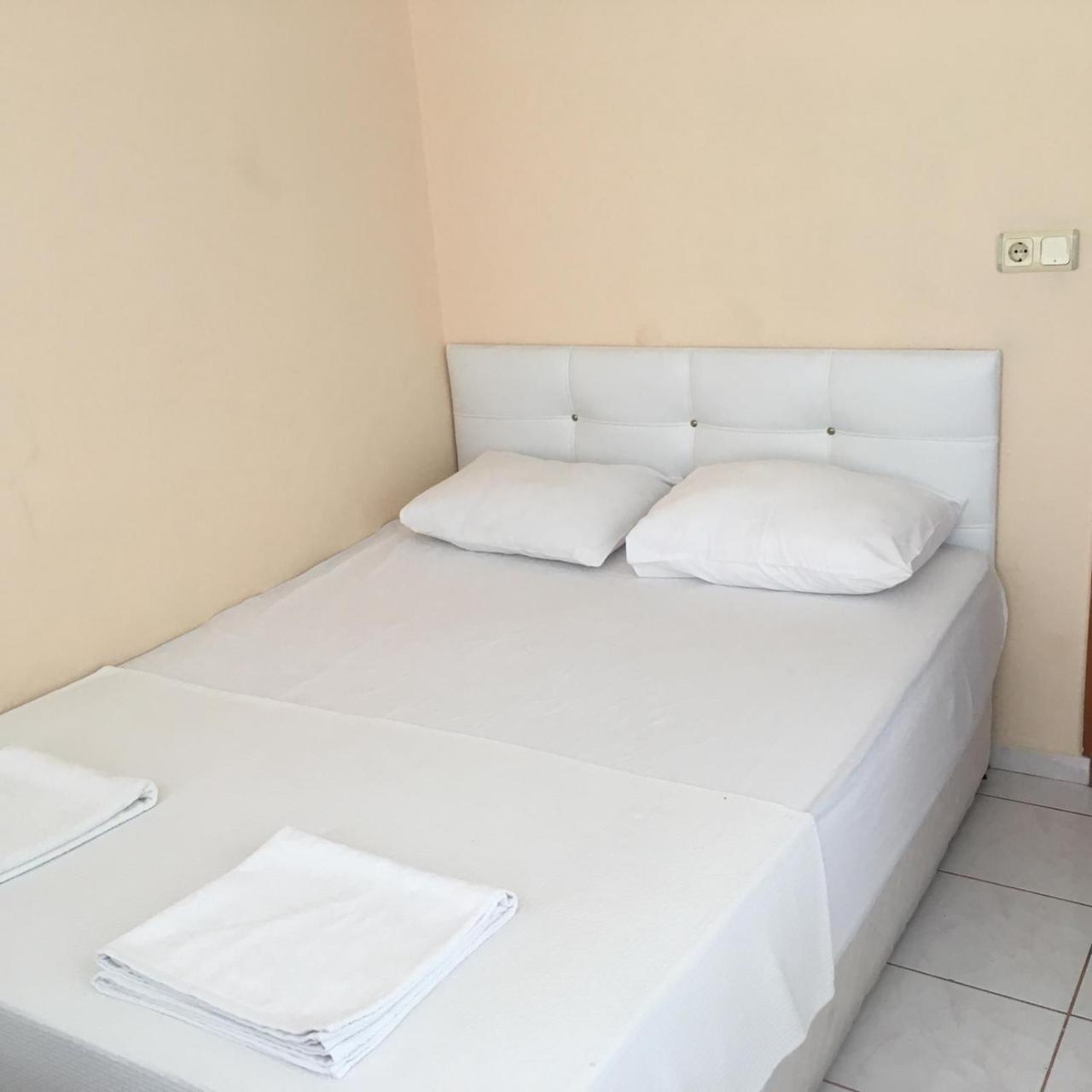 Oeznur Apart Otel Side Esterno foto