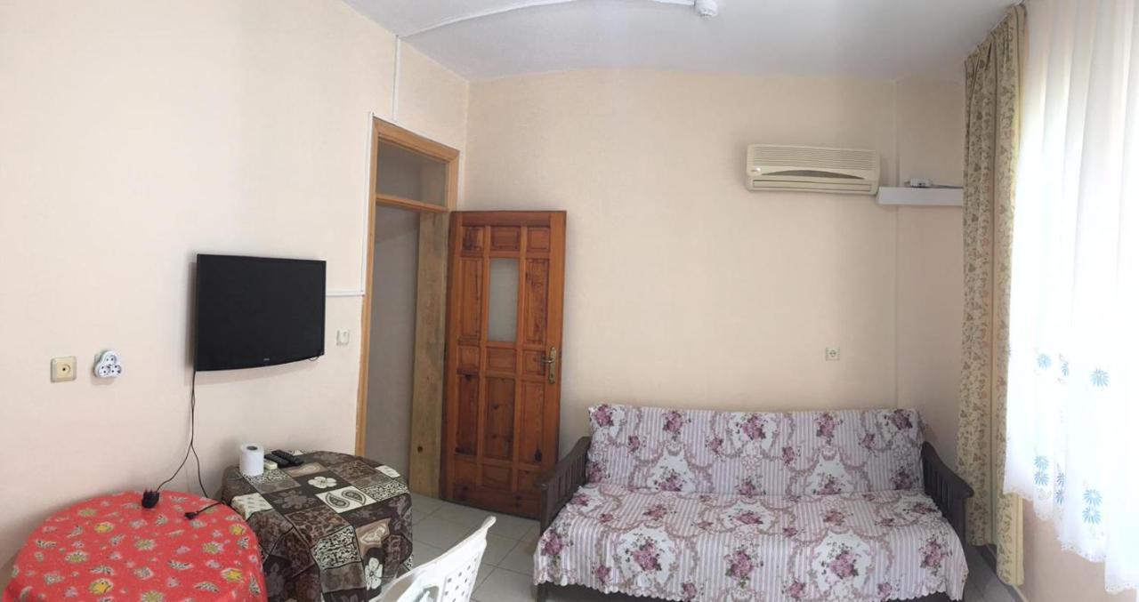 Oeznur Apart Otel Side Esterno foto