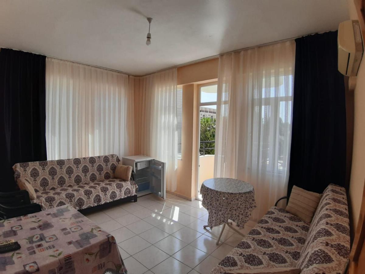 Oeznur Apart Otel Side Esterno foto